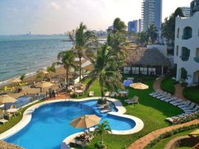  Playa Caracol Hotel & Spa  Веракрус